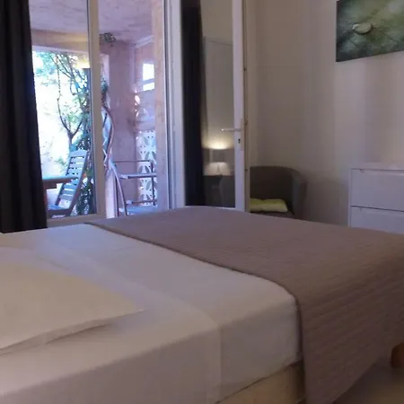 Stella D'oro * Порто-Веккьо